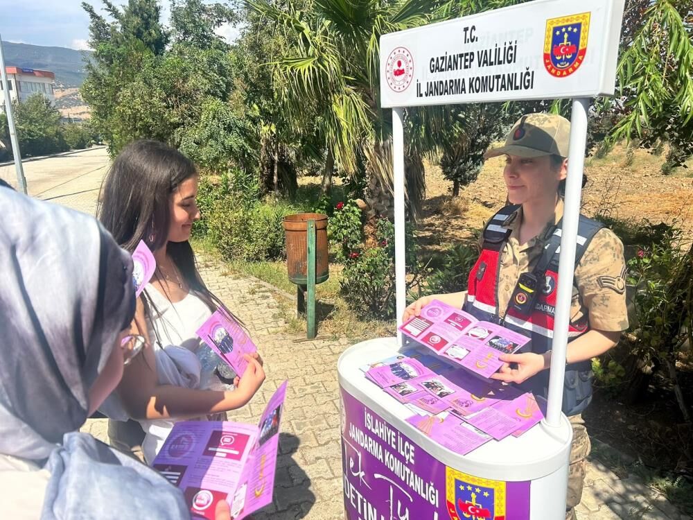 Üniversite Öğrencilerine Kades Anlatıldı2